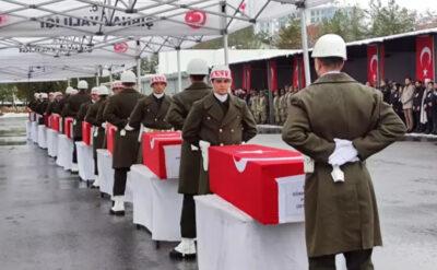 Türkiye şehitlerine ağlıyor