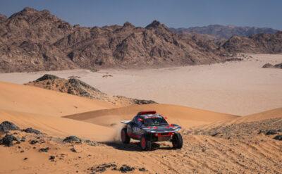 Dakar’da 8. etabı Ekström kazandı, Carlos Sainz liderliği ele geçirdi