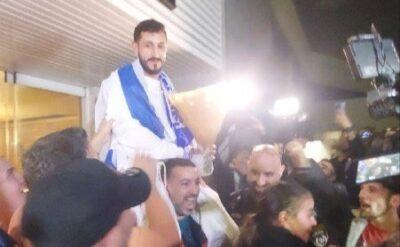 Türkiye’den kovuldu, İsrail’de kral gibi karşılandı